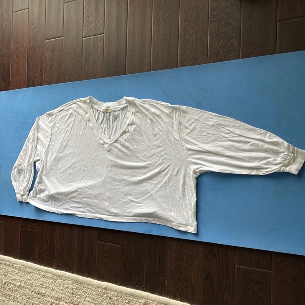 We the free oversized cropped long sleeve top, sz.XS